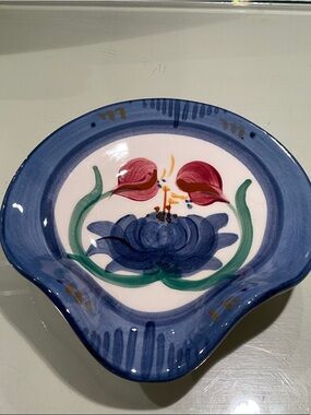 Beautiful, MINT condition , Gail Pittman spoon rest.  Vintage.